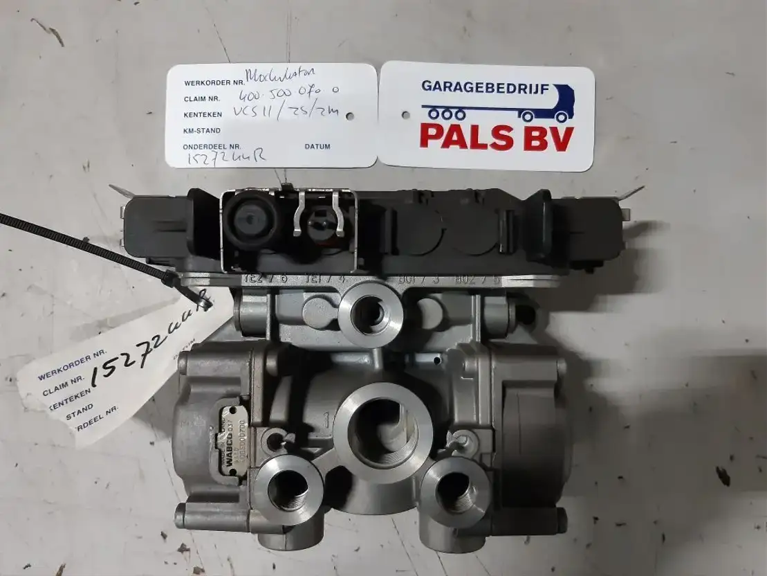 Universal Wabco trailer modulator 1527244R