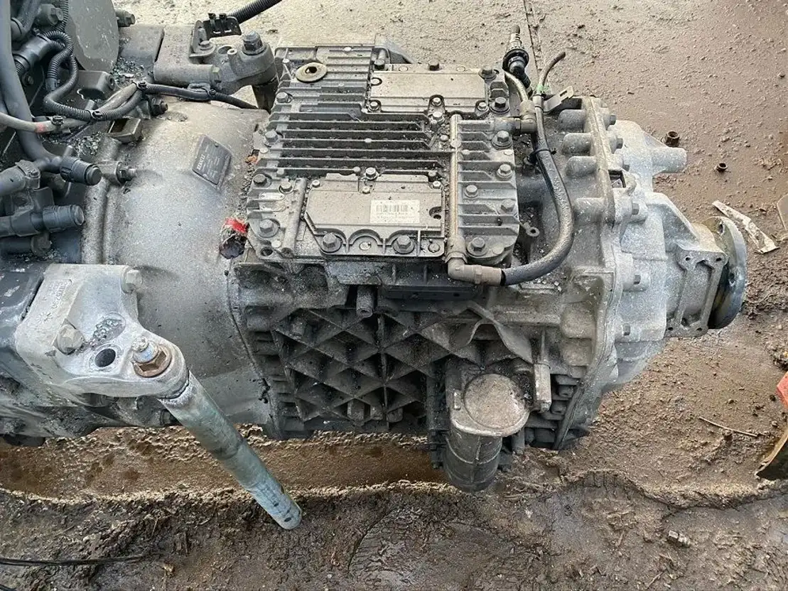 Renault AT2412D