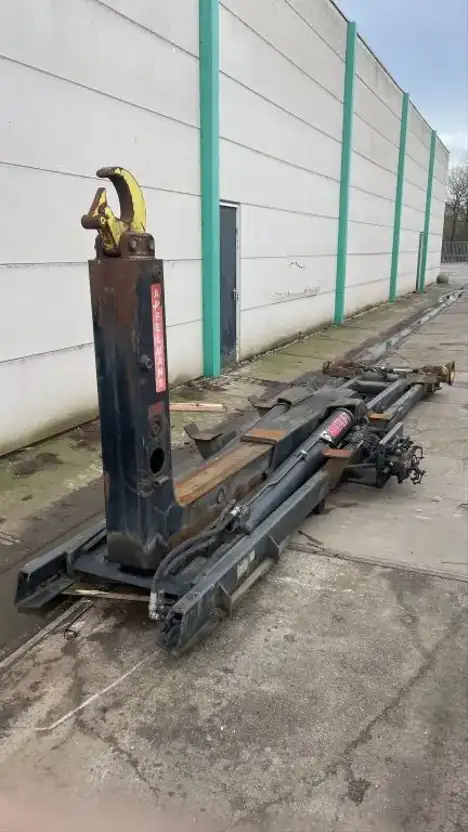 MULTILIFT Multilift / 19 tons haaksysteem / 2004