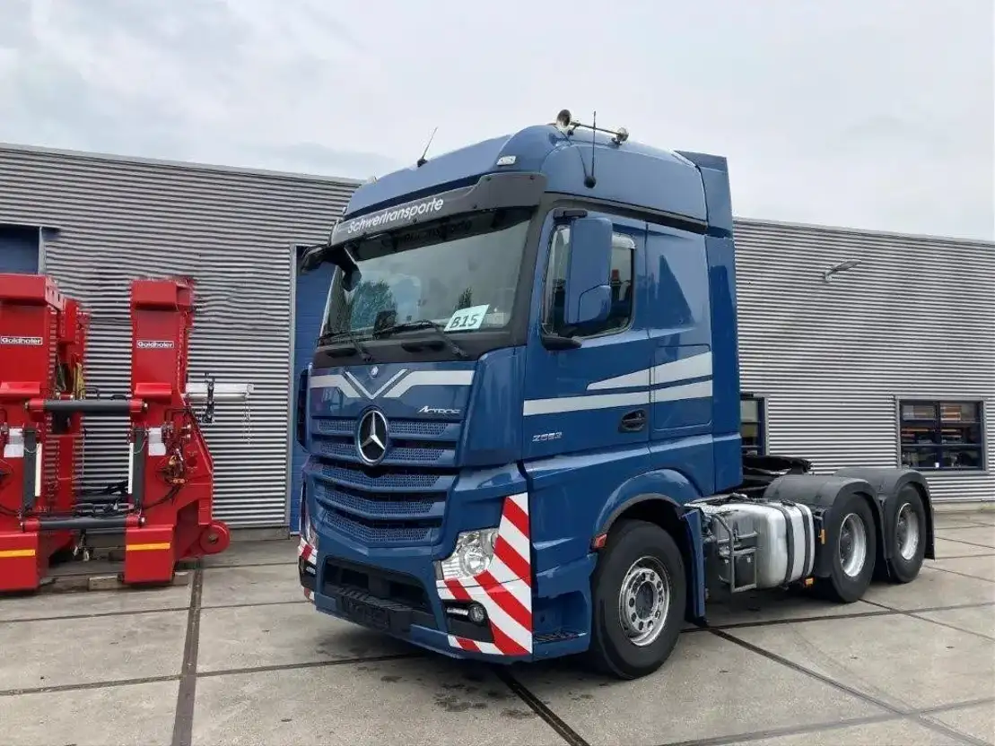Mercedes-Benz Actros 2863 6x4