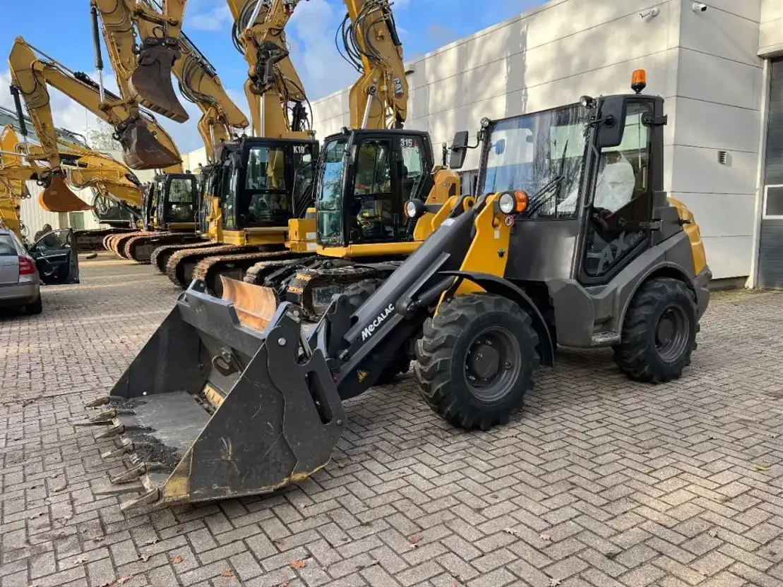 Mecalac AX850