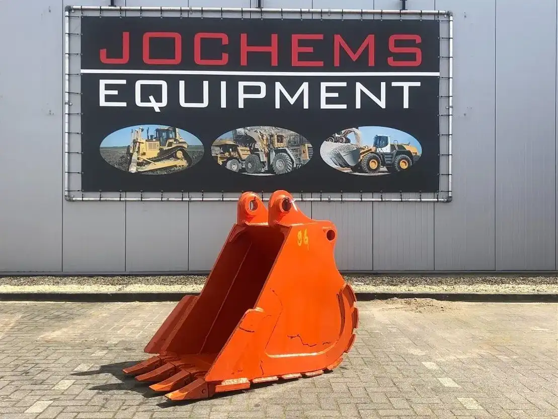 Overige Bucket with teeth 900mm