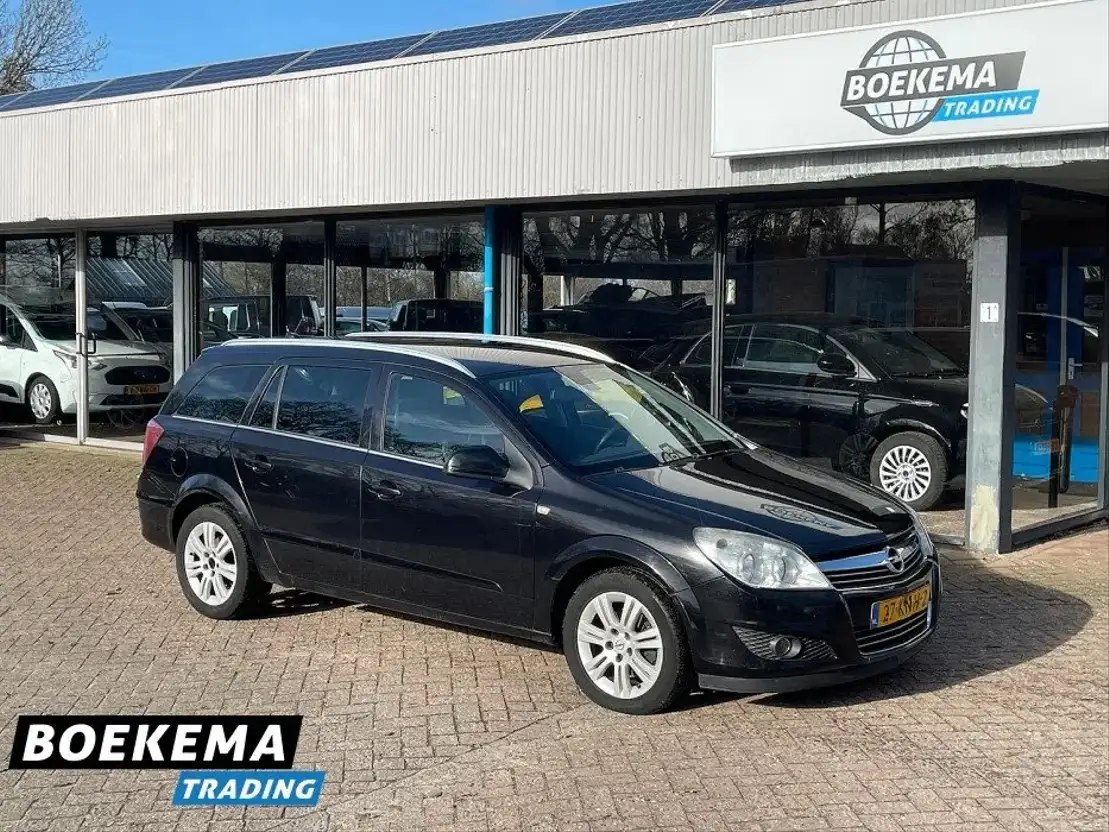 Opel Astra 1.6 Cosmo Leer Stoelverwarming Navigatie Cruise