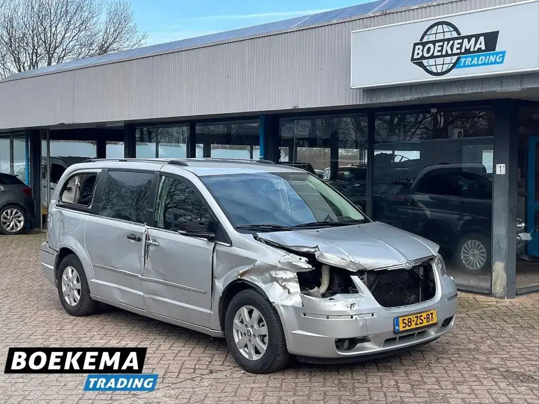 Chrysler Grand Voyager 3.8 V6 Limited LPG Navigatie Camera Stoelverwarming Cruise Climate