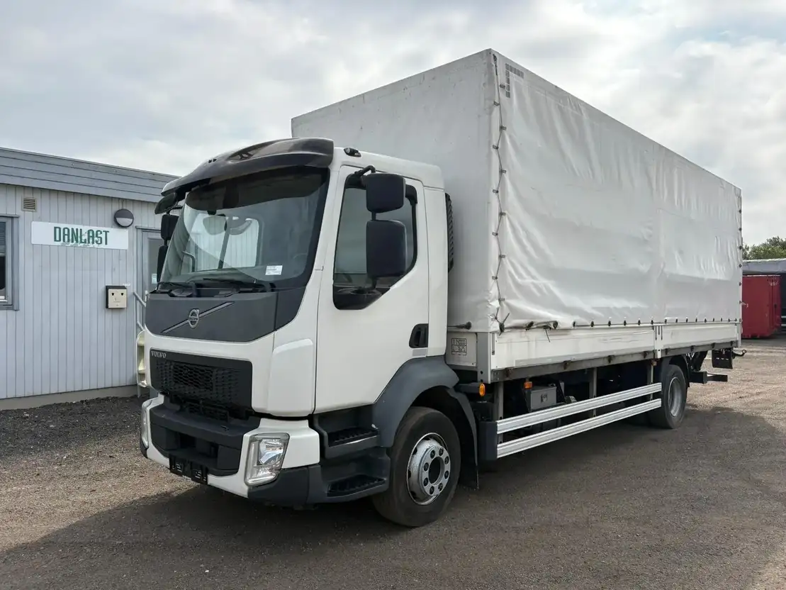 Volvo FL240