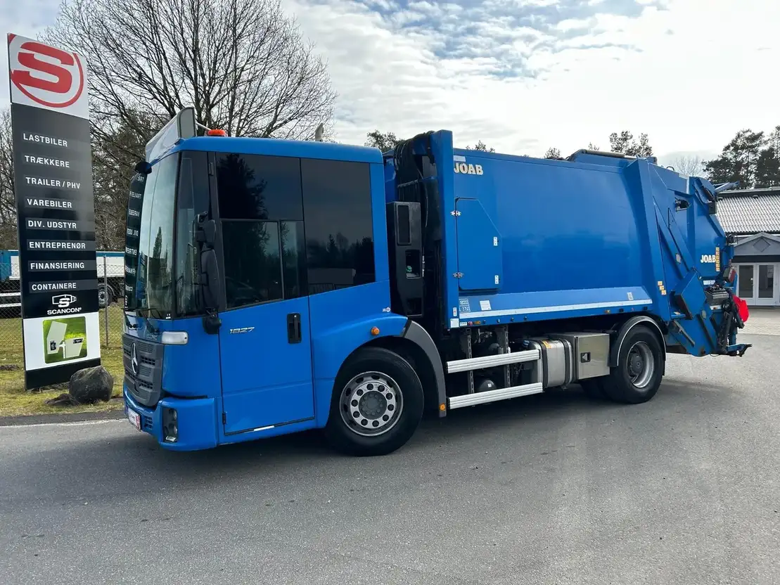 Mercedes-Benz Econic 1827 L