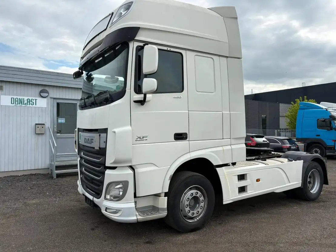 DAF XF460 4X2 SzM